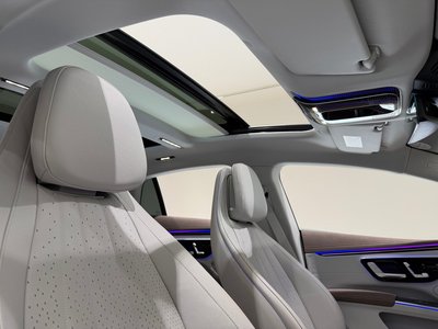 2023 Mercedes-BENZ EQS photo 14