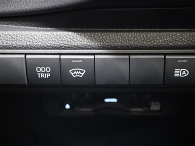صورة مصغرة 34 لـ 2025 Toyota GR COROLLA
