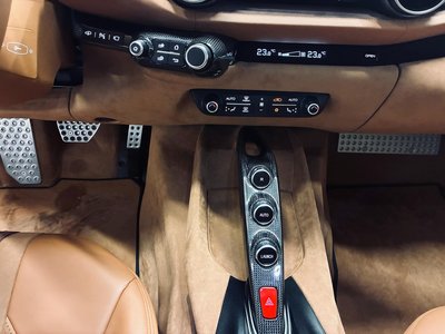 2021 Ferrari 812 SUPERFAST 照片 13