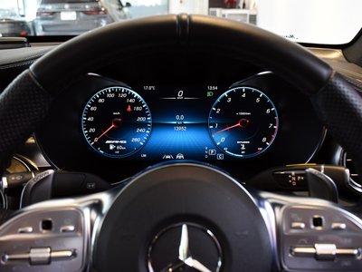 صورة 11 لـ 2021 Mercedes-BENZ GLC AMG