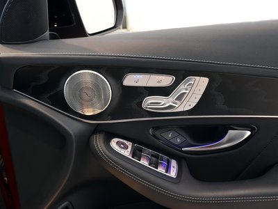صورة 3 لـ 2021 Mercedes-BENZ GLC AMG