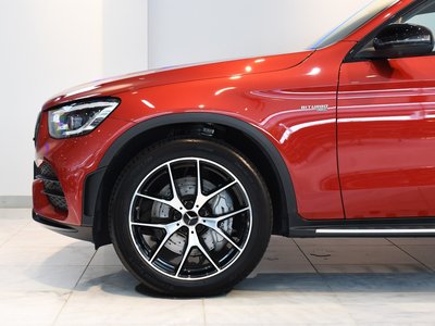 صورة 8 لـ 2021 Mercedes-BENZ GLC AMG
