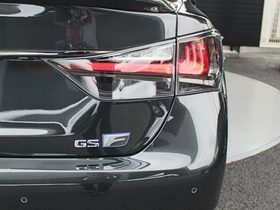 صورة مصغرة 39 لـ 2019 Lexus GS F
