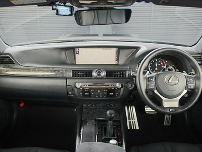 صورة مصغرة 35 لـ 2019 Lexus GS F