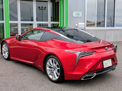 صورة 24 لـ 2017 Lexus LC