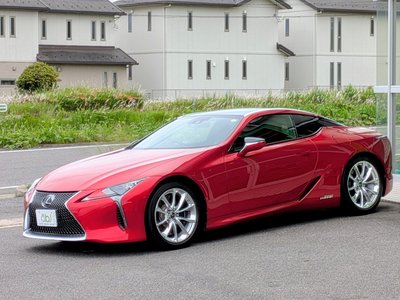 صورة 10 لـ 2017 Lexus LC