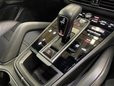 2021 Porsche CAYENNE thumbnail 21