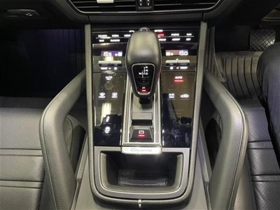 2021 Porsche CAYENNE thumbnail 19