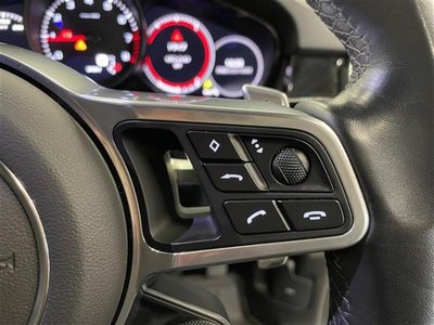 2021 Porsche CAYENNE photo 11