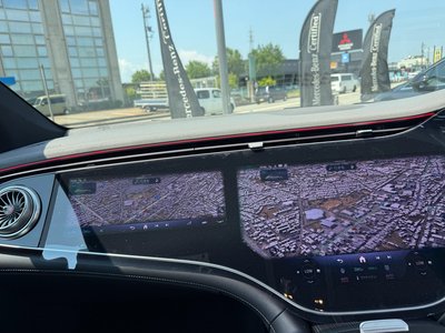 2026 Mercedes-BENZ EQS photo 10