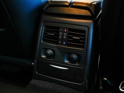 2009 BMW M3 SEDAN 照片 38