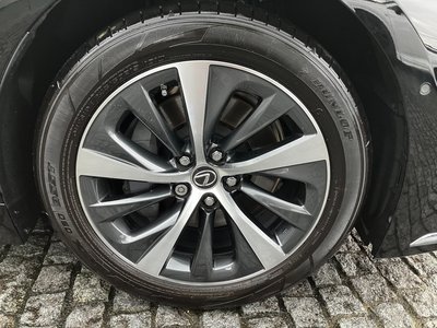 2021 Lexus LS photo 10