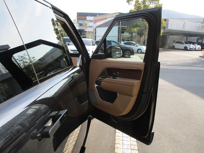 صورة 13 لـ 2025 LAND Rover RANGE ROVER