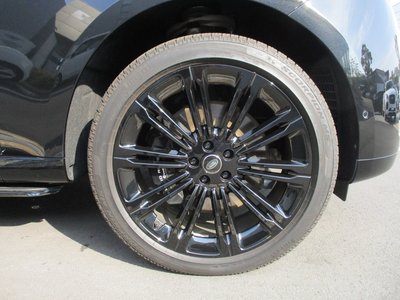 صورة 11 لـ 2025 LAND Rover RANGE ROVER