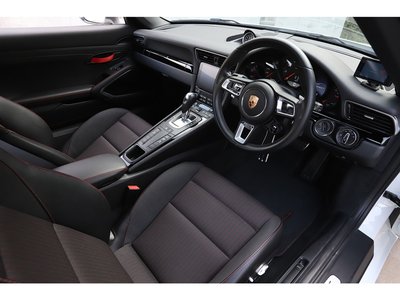 2018 Porsche 911 photo 10