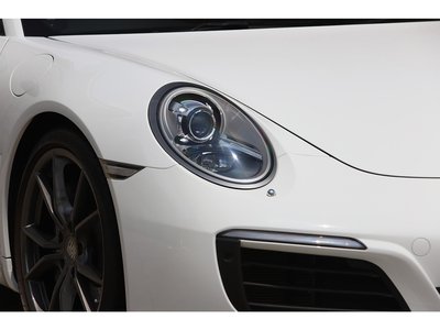 2018 Porsche 911 thumbnail 27