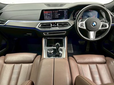 2020 BMW X6 缩略图 36