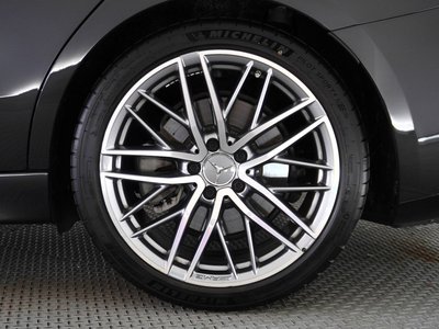 2024 Mercedes-BENZ C-CLASS AMG photo 14