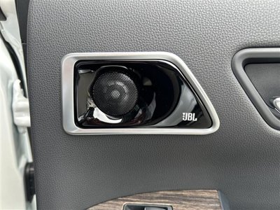 صورة 39 لـ 2025 Toyota LAND CRUISER 300