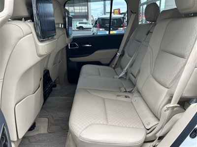 صورة 37 لـ 2025 Toyota LAND CRUISER 300