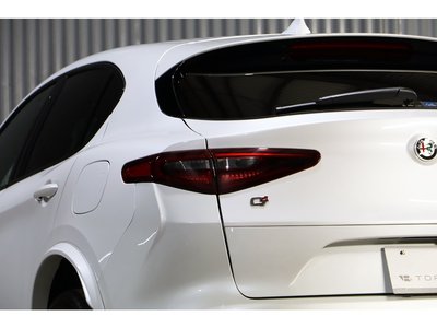 2019 ALFA Romeo STELVIO — фото 32
