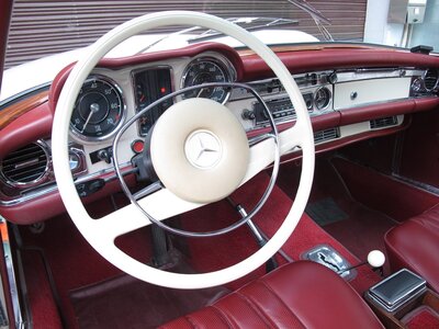 صورة 12 لـ 1990 Mercedes-BENZ SL
