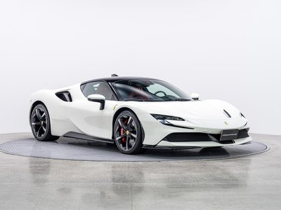 2021 Ferrari SF90 STRADALE 照片 34