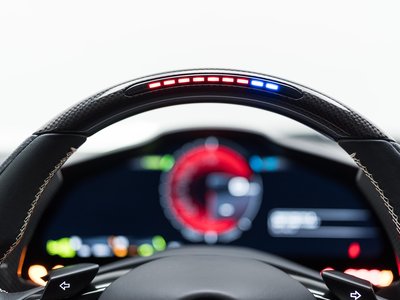صورة 14 لـ 2021 Ferrari SF90 STRADALE