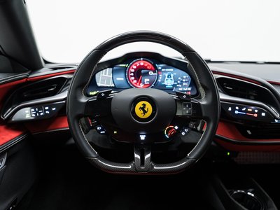 صورة 13 لـ 2021 Ferrari SF90 STRADALE