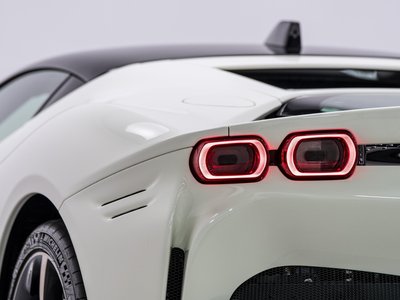 2021 Ferrari SF90 STRADALE 照片 24