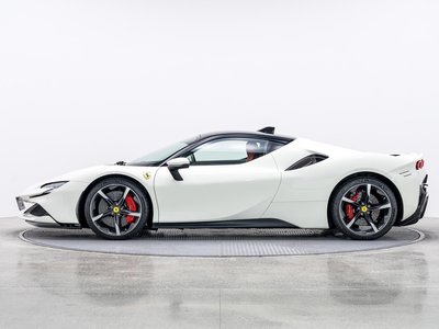 صورة 8 لـ 2021 Ferrari SF90 STRADALE