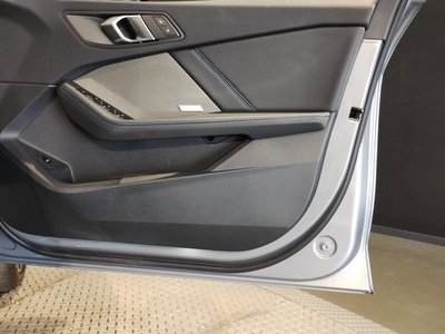 صورة مصغرة 46 لـ 2025 BMW 1 SERIES