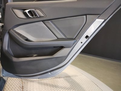 صورة مصغرة 45 لـ 2025 BMW 1 SERIES