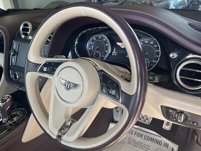 2016 Bentley BENTAYGA — фото 19