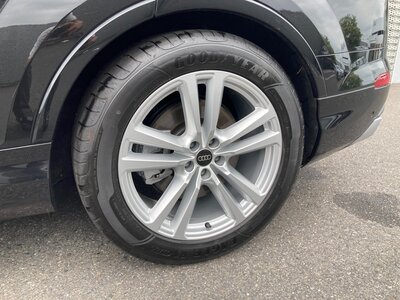 صورة مصغرة 30 لـ 2023 AUDI Q7