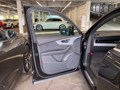 صورة مصغرة 114 لـ 2023 AUDI Q7