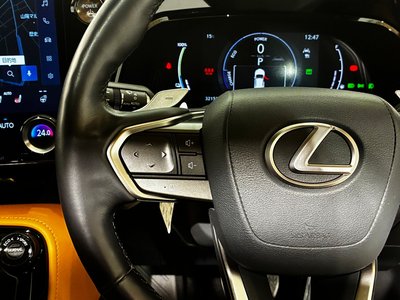 2022 Lexus NX — фото 21