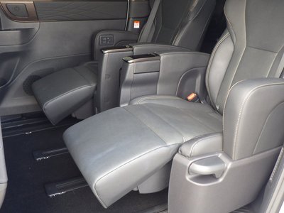 2024 Toyota ALPHARD — фото 52