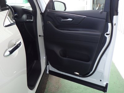 2024 Toyota ALPHARD — фото 34