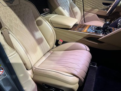 صورة 16 لـ 2021 Bentley FLYING SPUR