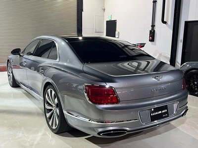 صورة 4 لـ 2021 Bentley FLYING SPUR