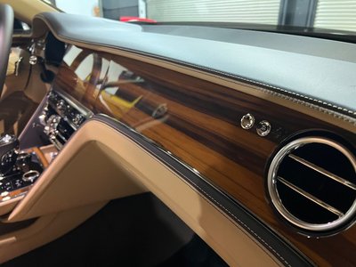 صورة 14 لـ 2021 Bentley FLYING SPUR