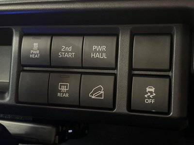 2025 Toyota LAND CRUISER 70 thumbnail 45