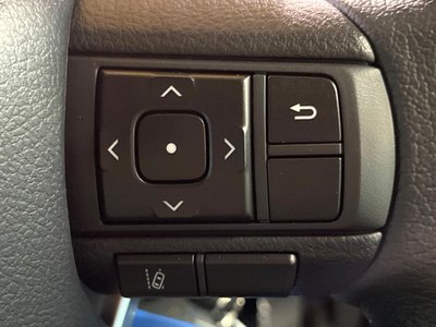 2025 Toyota LAND CRUISER 70 thumbnail 36