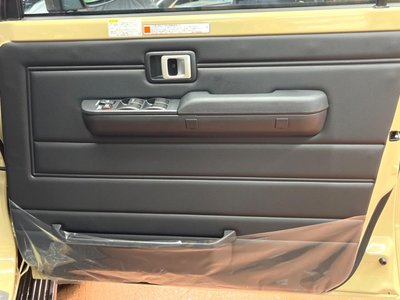 2025 Toyota LAND CRUISER 70 thumbnail 30
