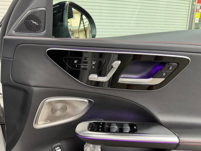 2023 Mercedes-BENZ C-CLASS AMG thumbnail 40