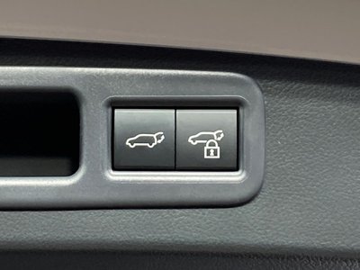 صورة 7 لـ 2025 Lexus RX