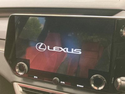 صورة 4 لـ 2025 Lexus RX