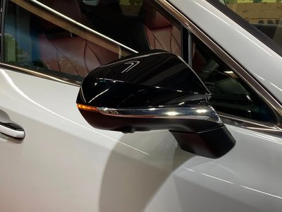 صورة 22 لـ 2025 Lexus RX