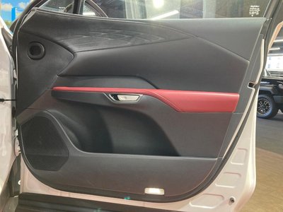 صورة 41 لـ 2025 Lexus RX